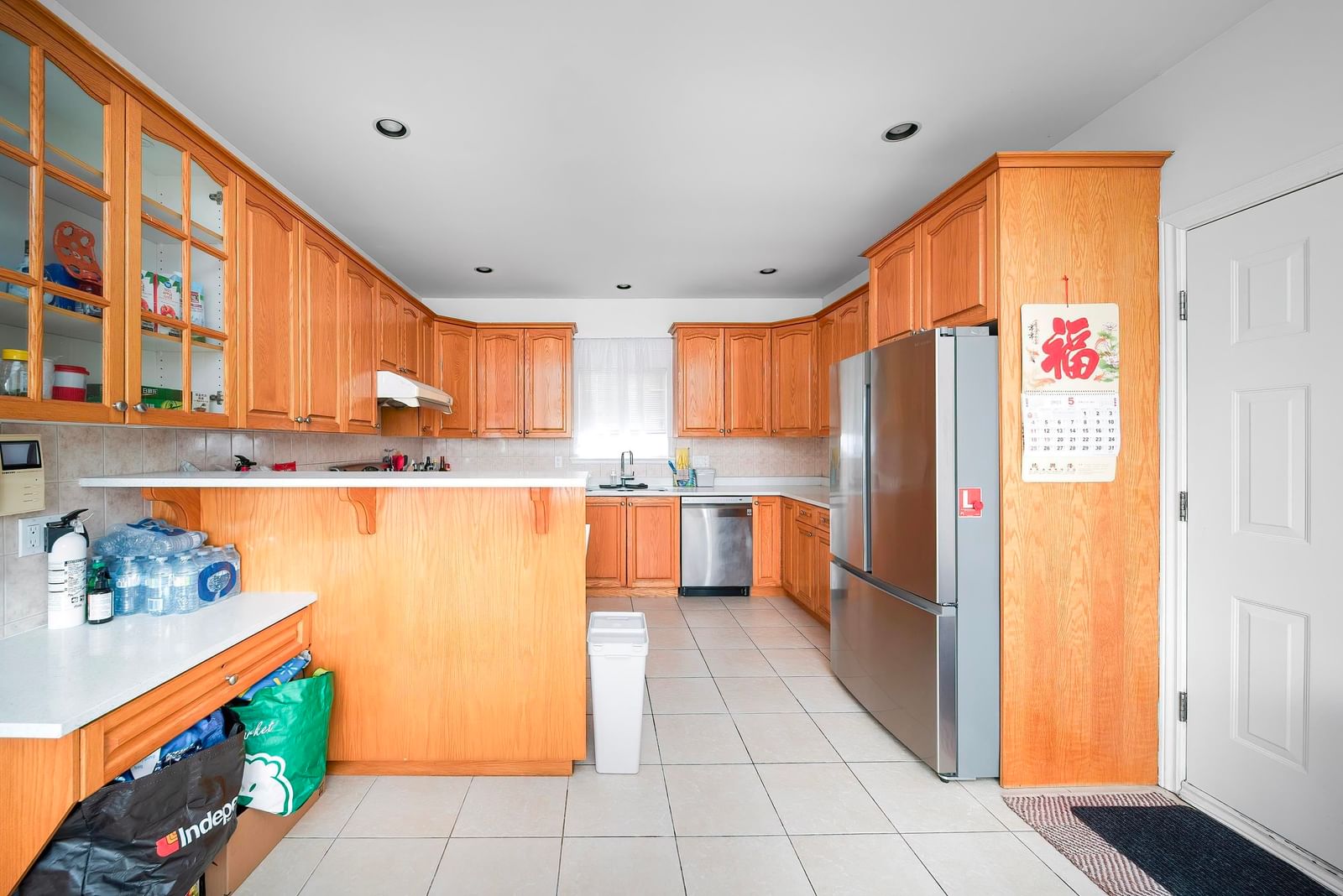 Listing Image 9