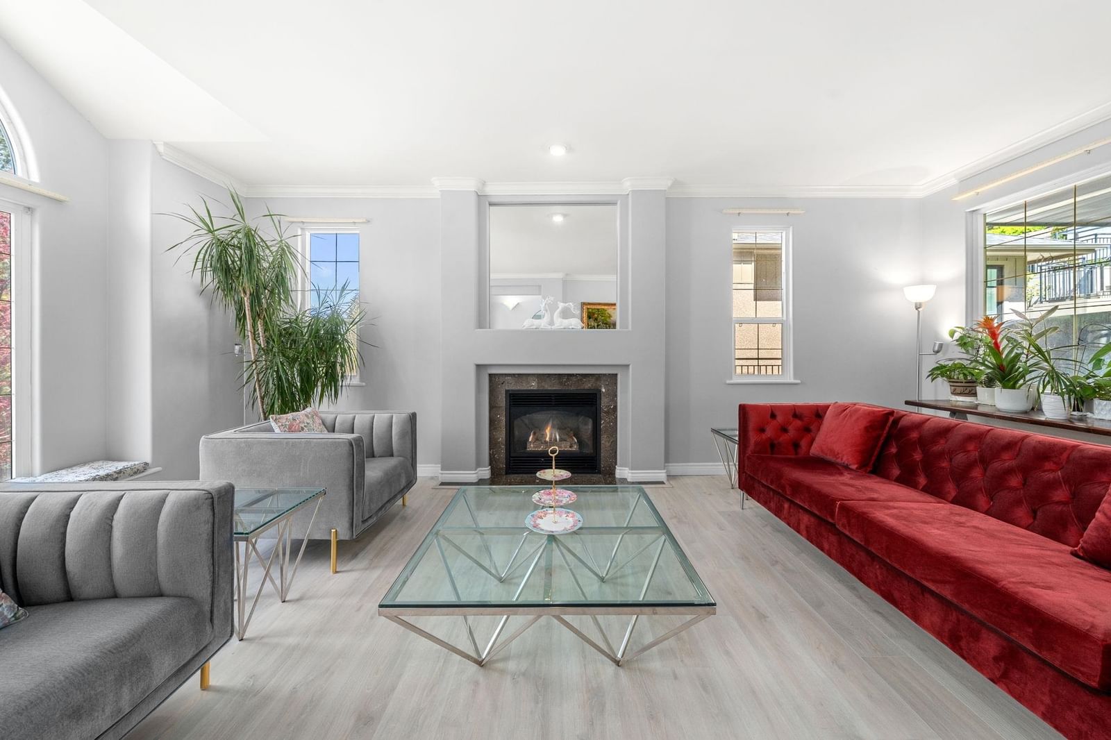 Listing Image 9