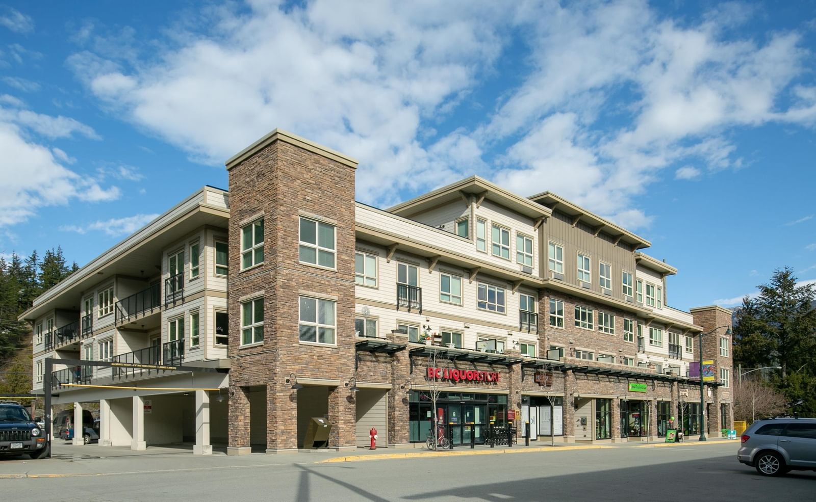Listing Image 5