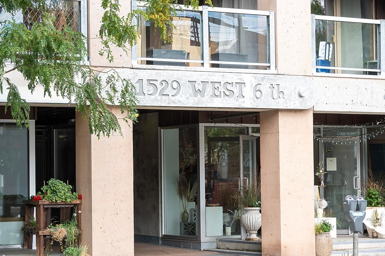 Listing Image 21
