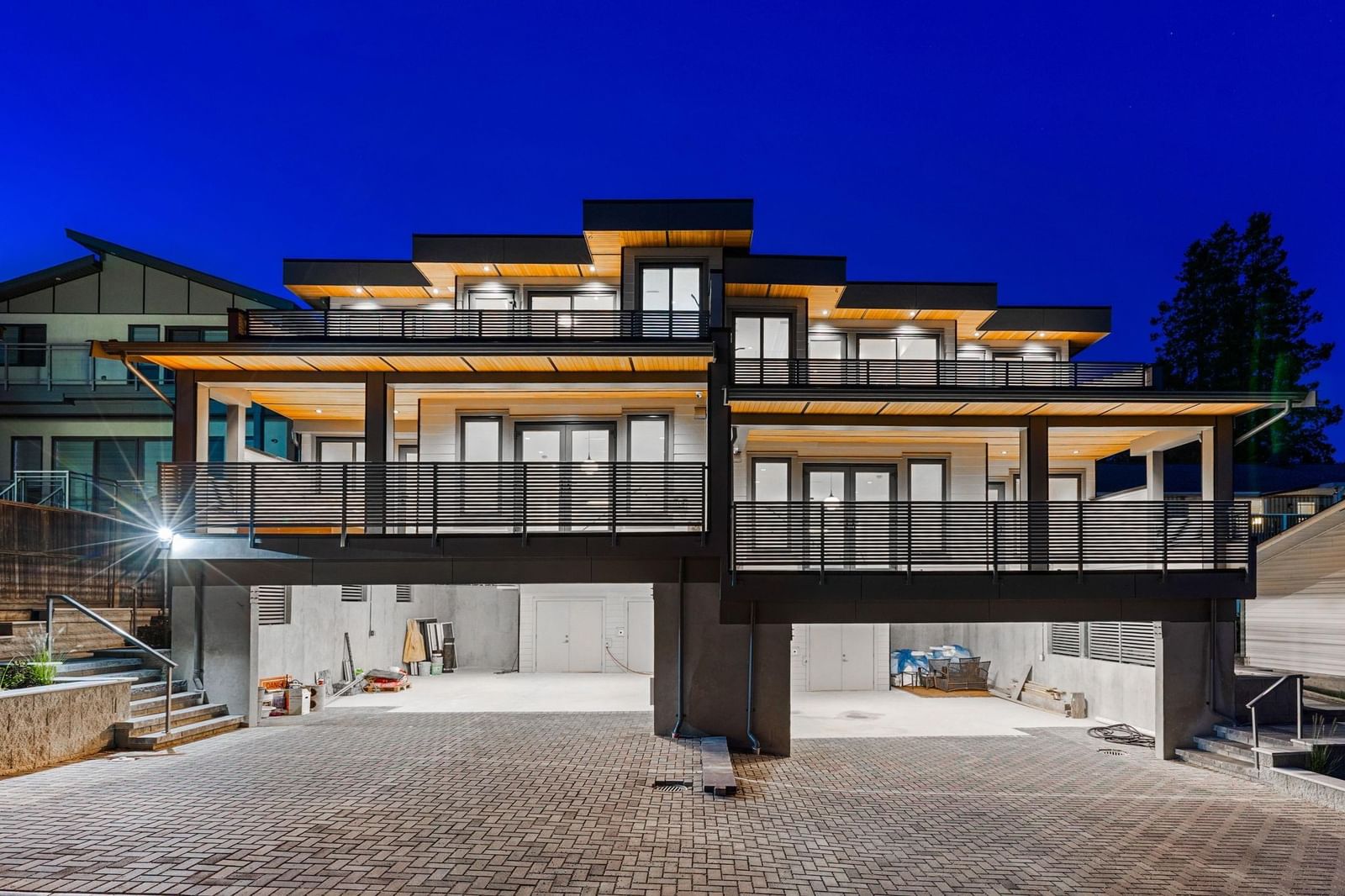 Listing Image 10