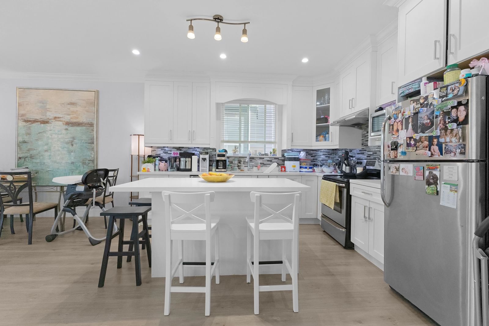 Listing Image 16