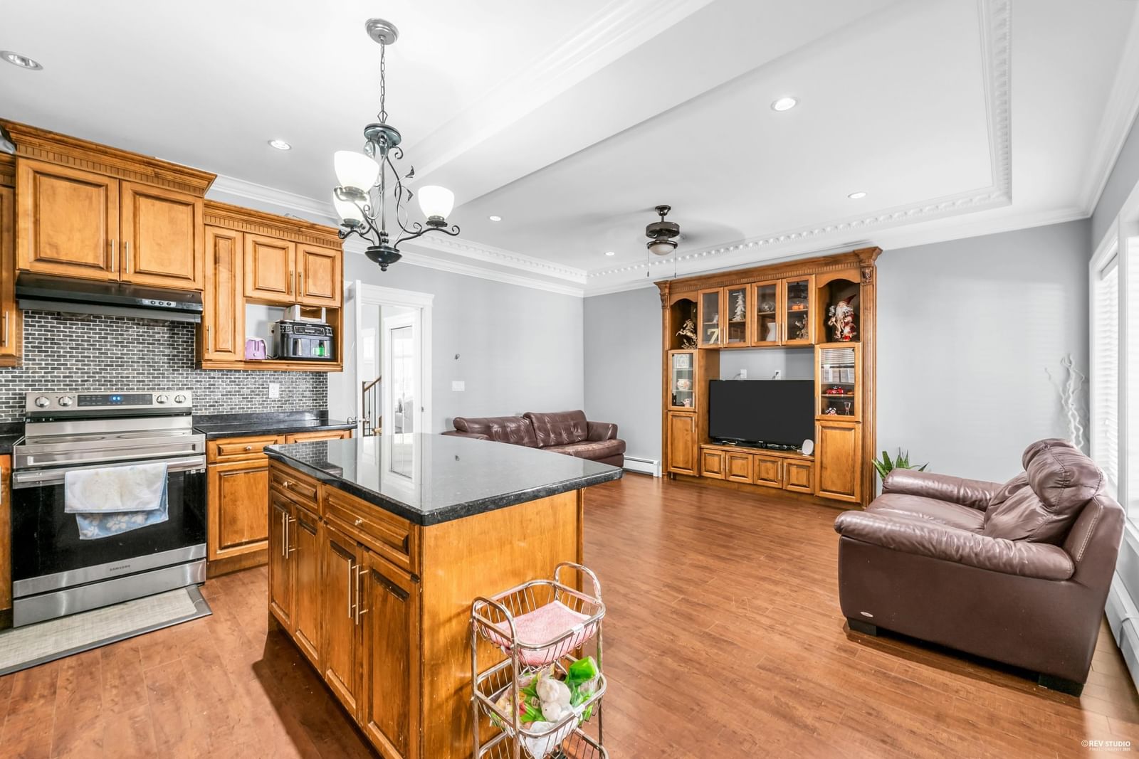 Listing Image 15