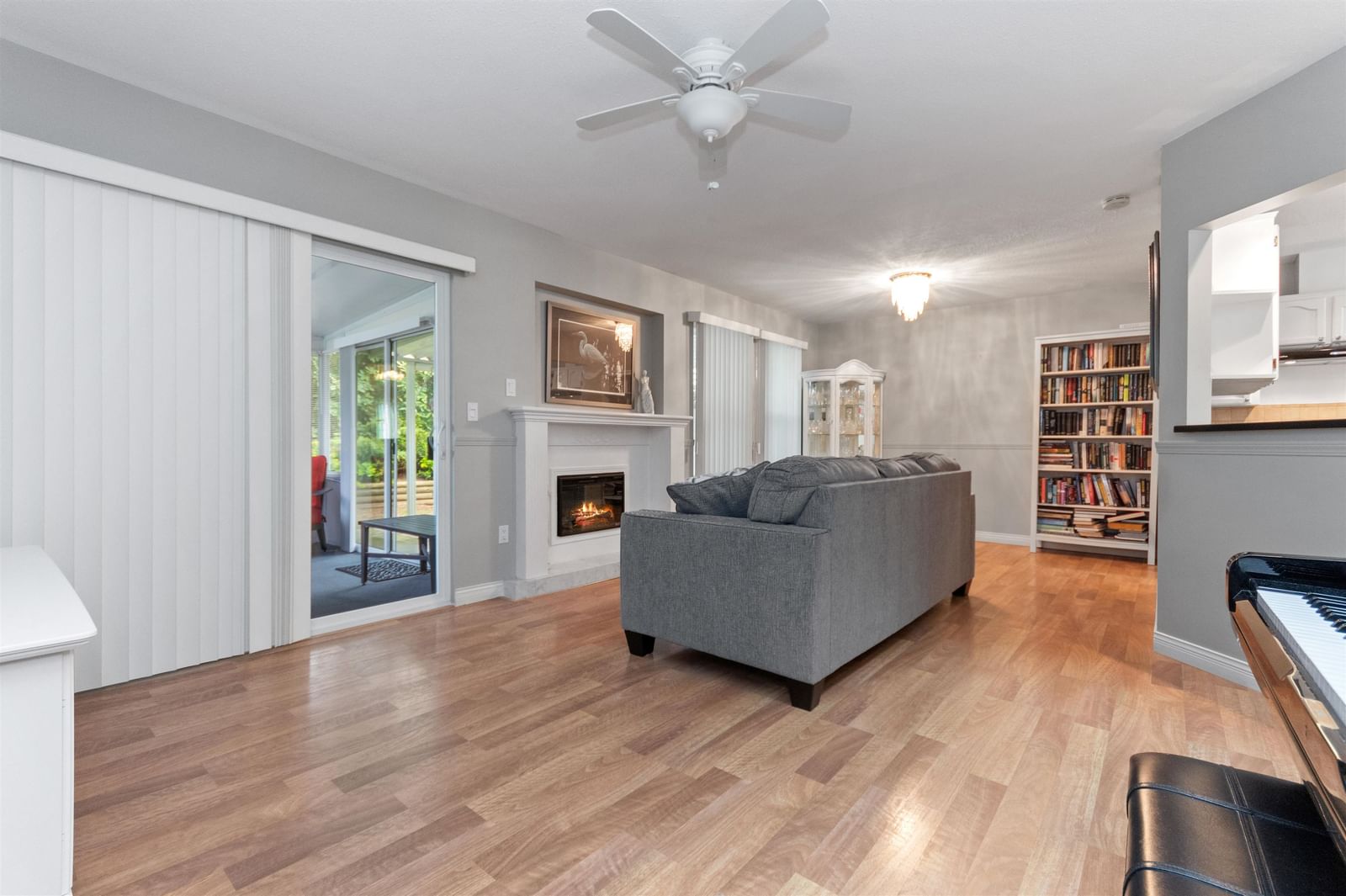 Listing Image 13