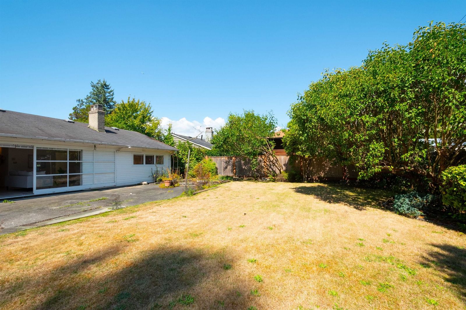 Listing Image 28