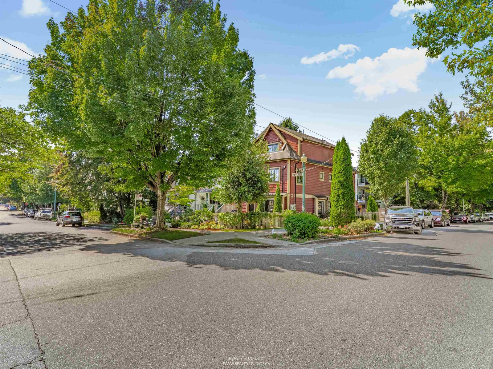 Listing Image 34
