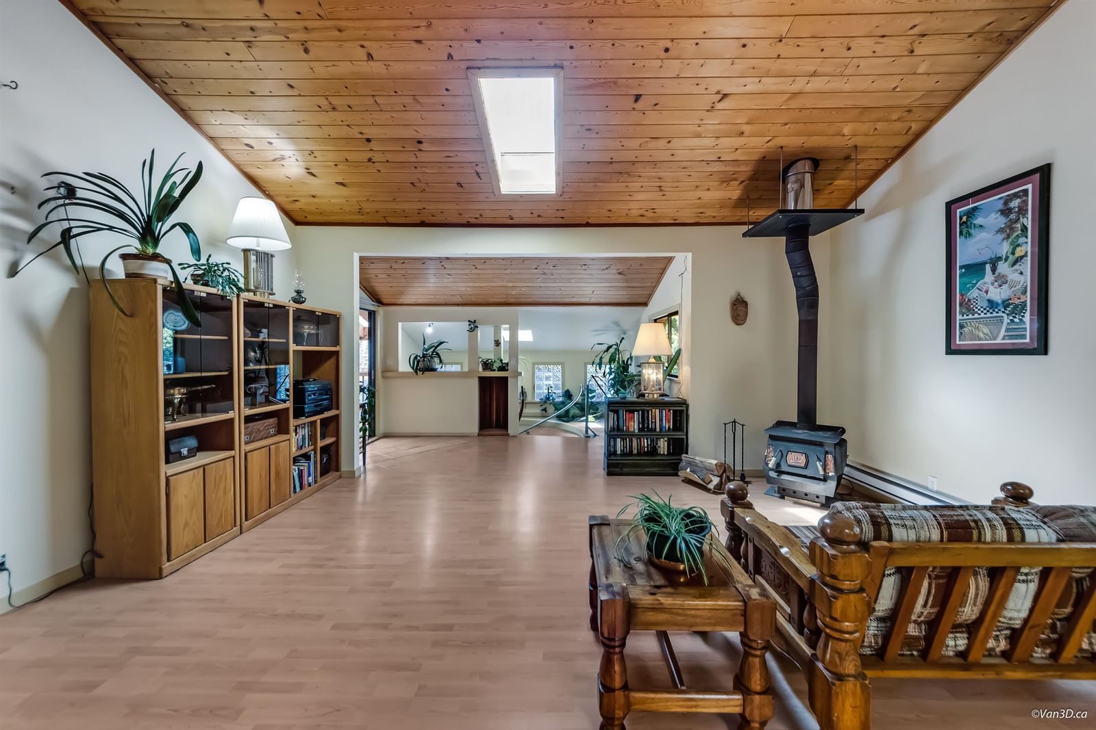 Listing Image 12