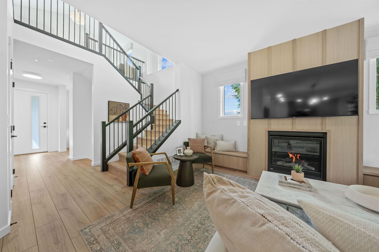 Listing Image 8