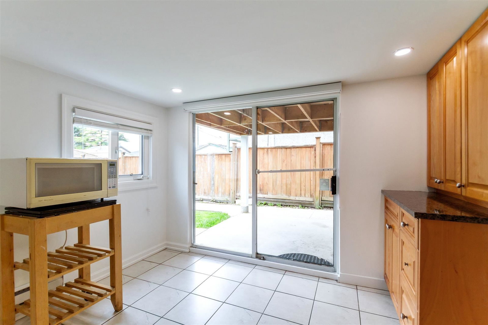 Listing Image 16