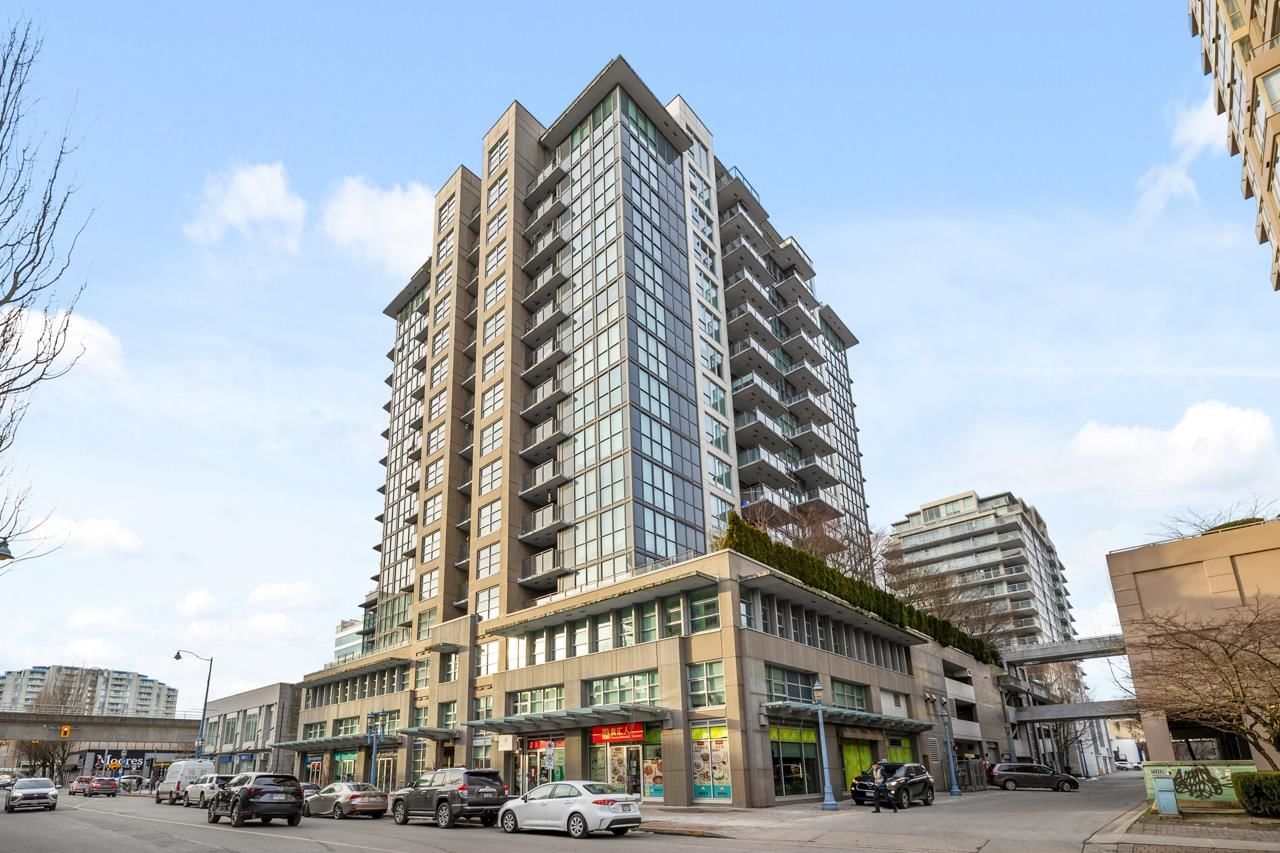 Listing Image 1