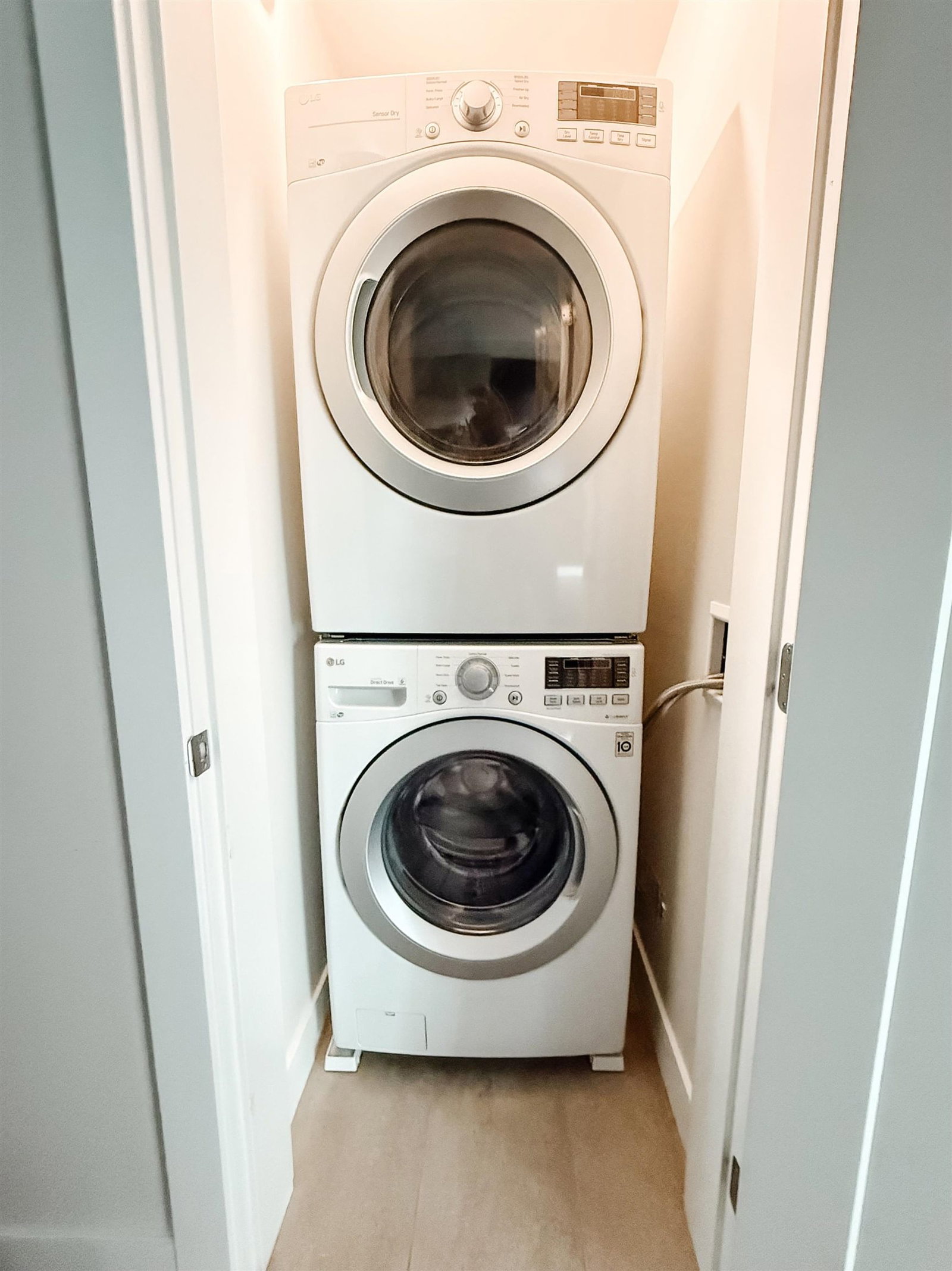 Listing Image 31