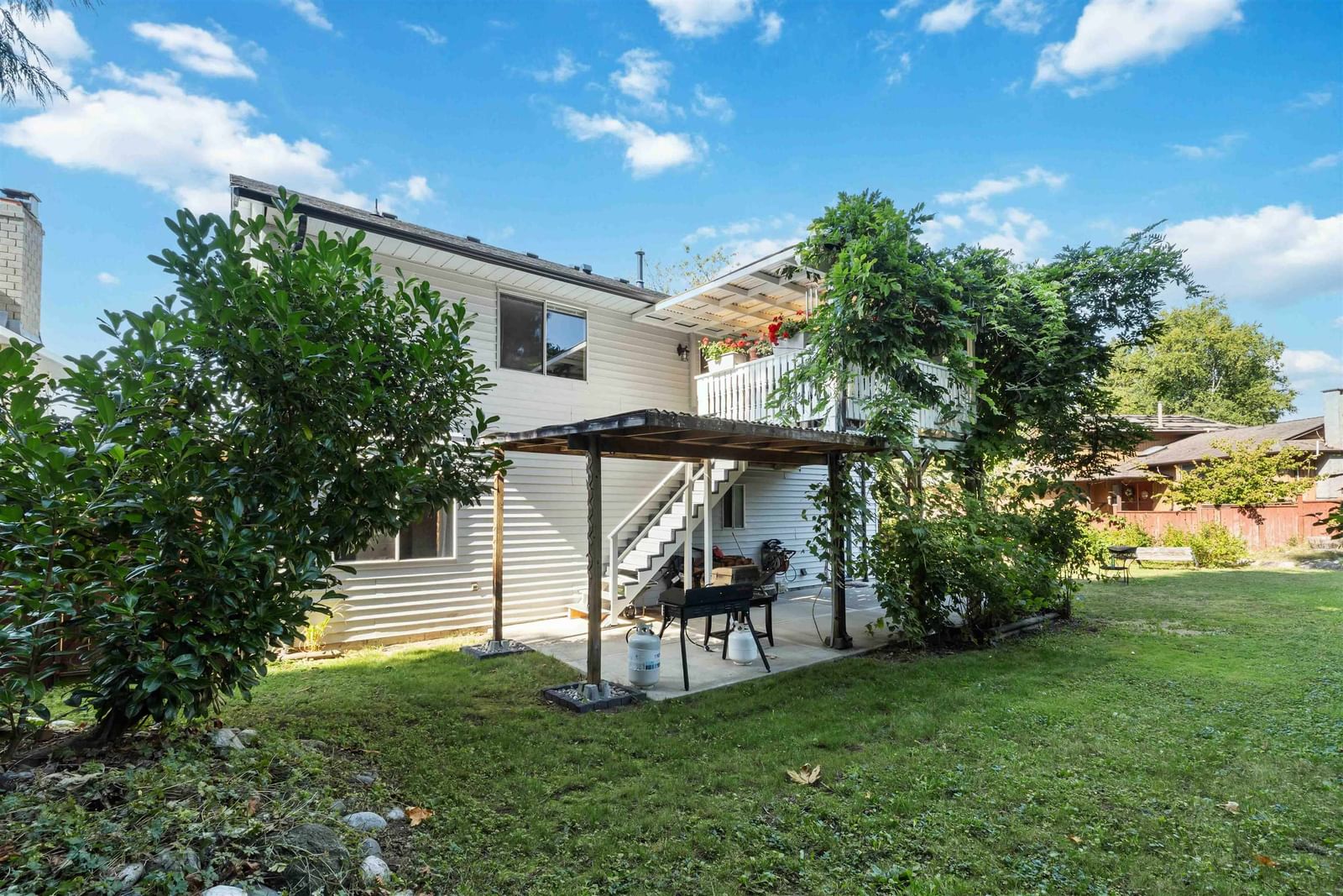 Listing Image 32
