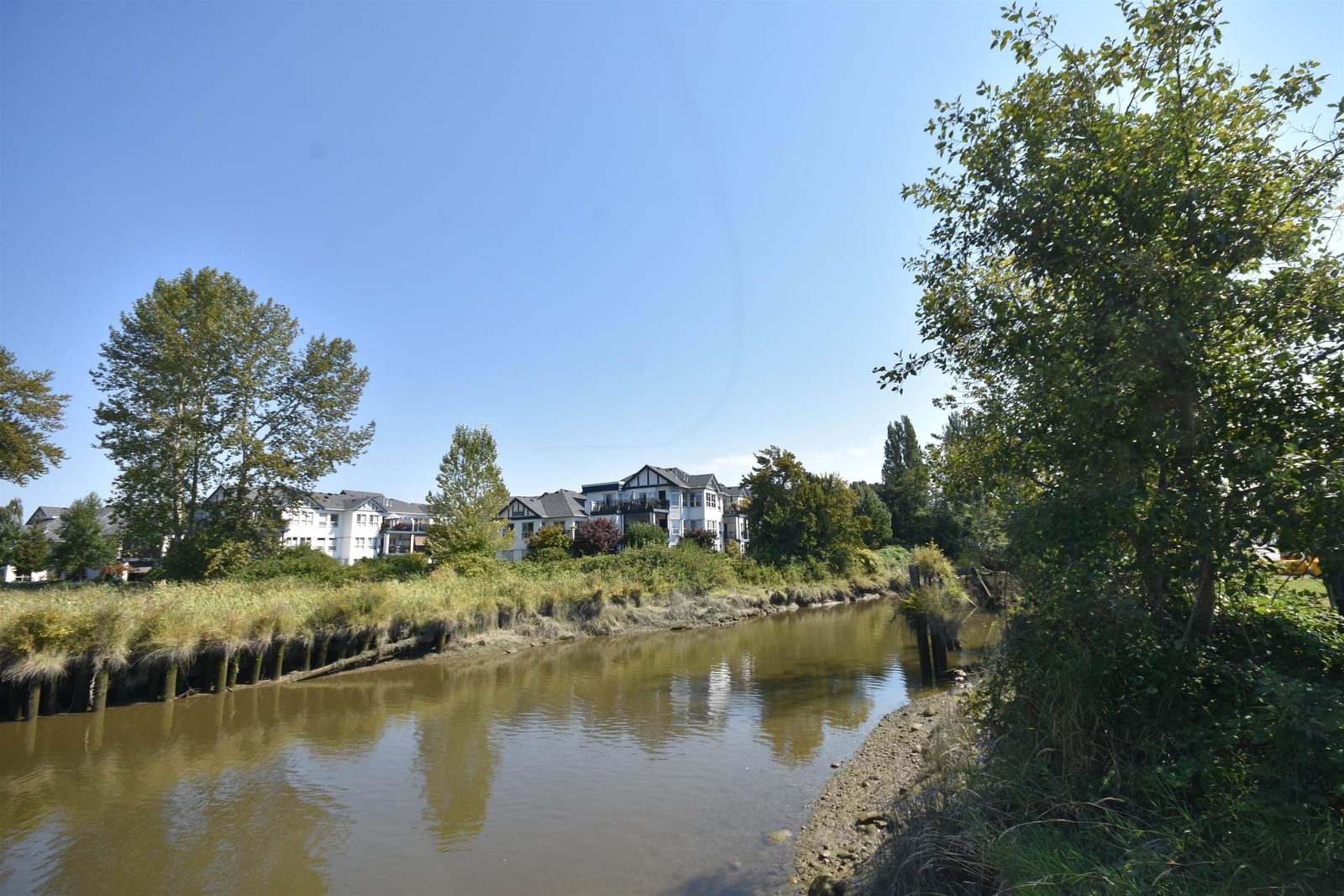 Listing Image 28