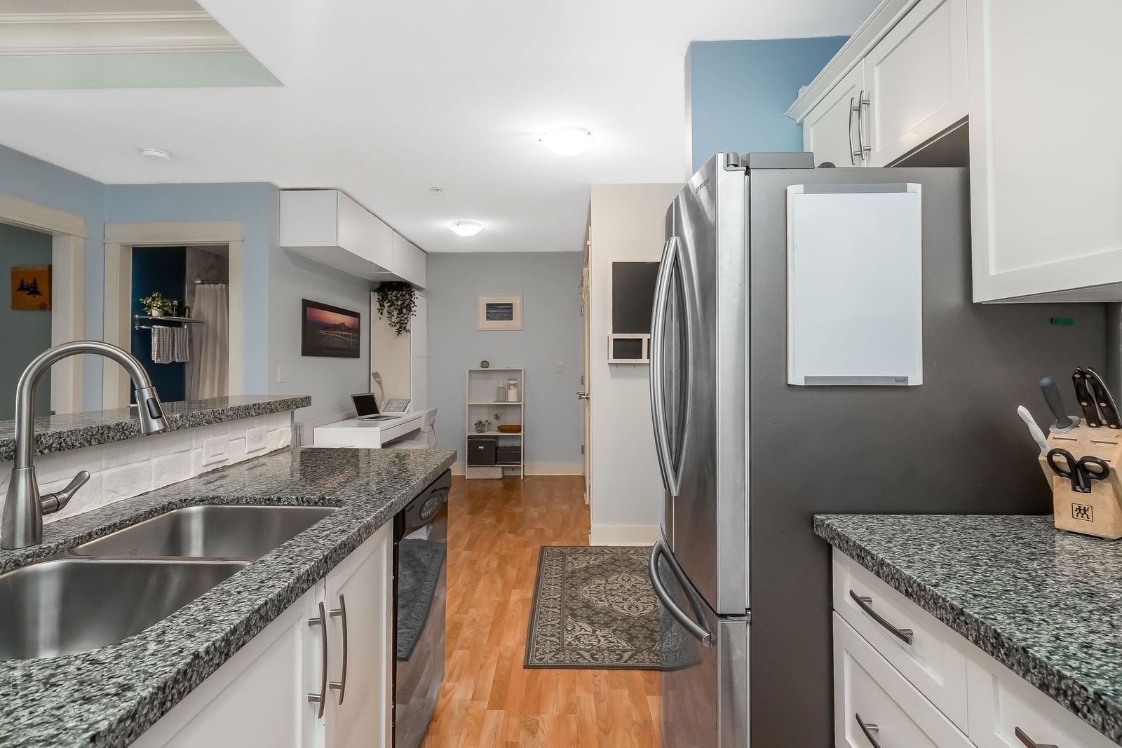 Listing Image 13