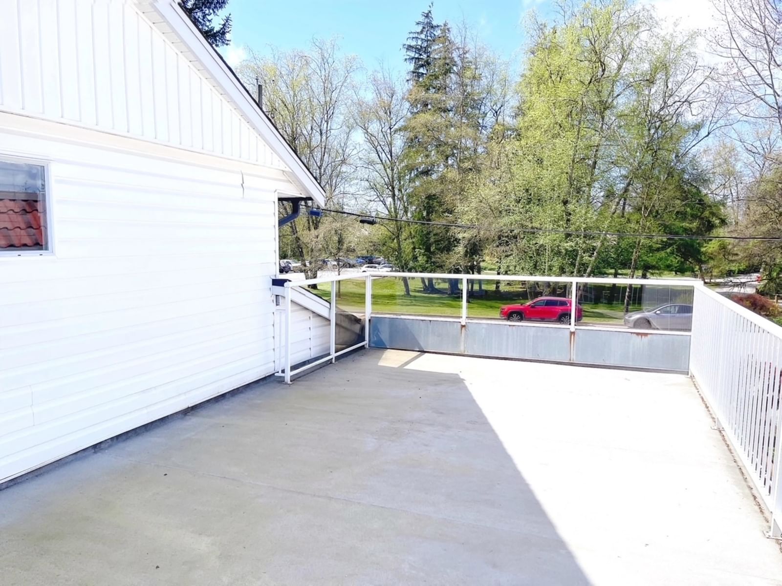 Listing Image 24