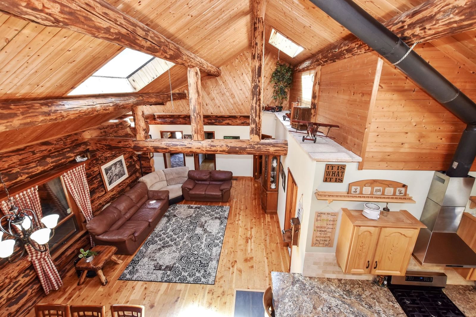 Listing Image 12