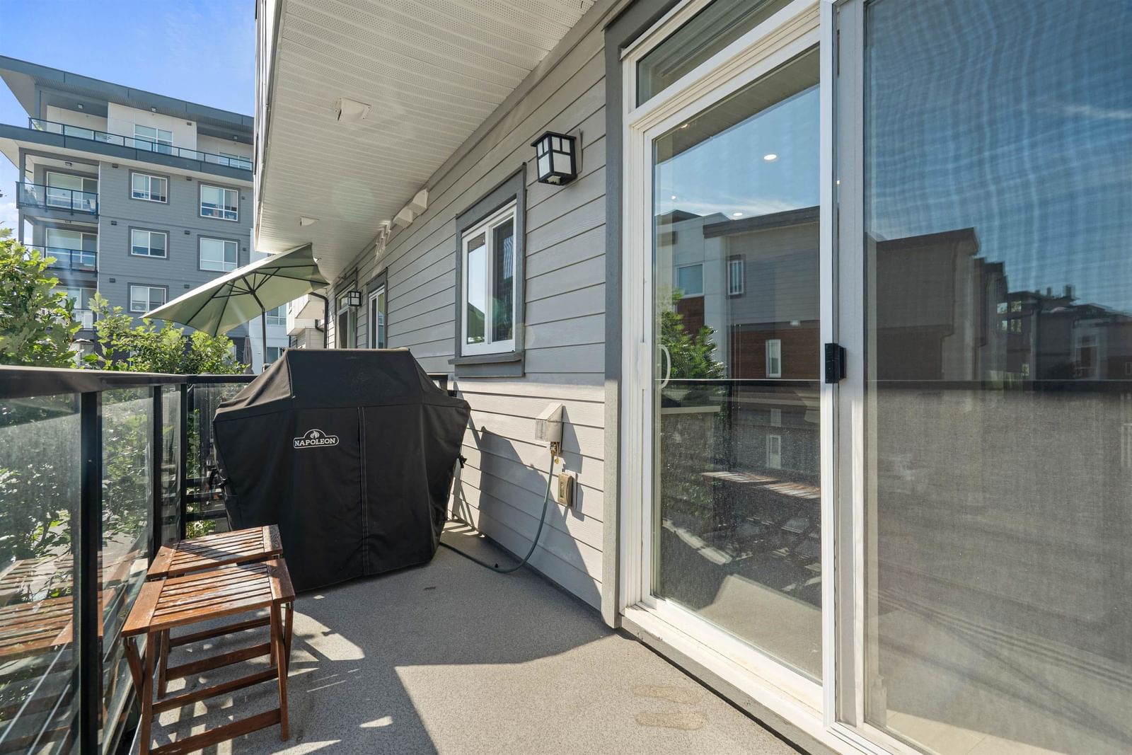 Listing Image 17