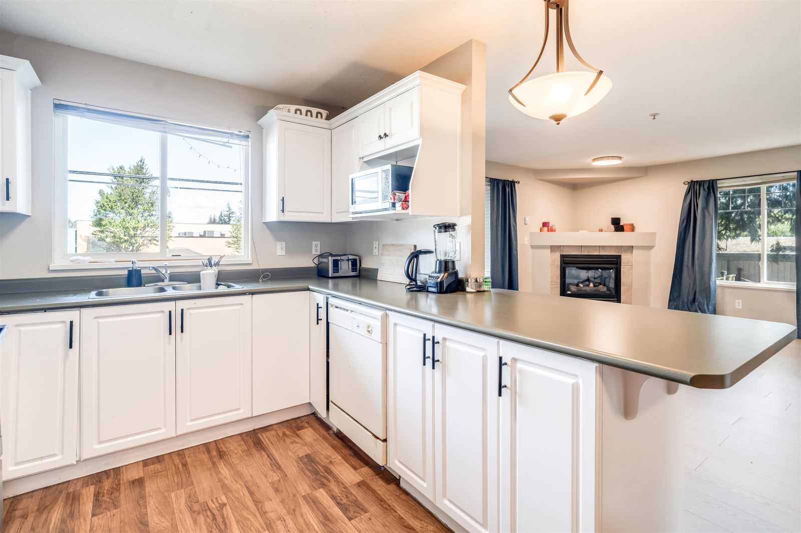 Listing Image 27