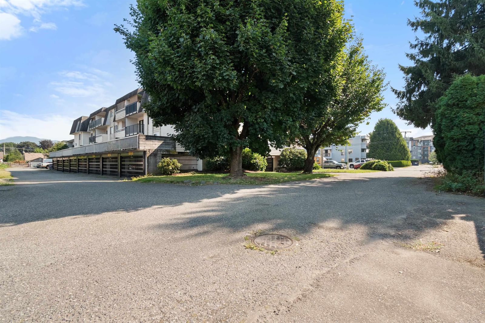 Listing Image 26