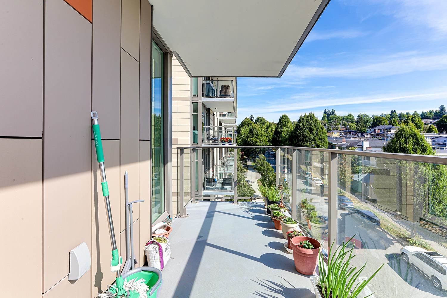 Listing Image 18