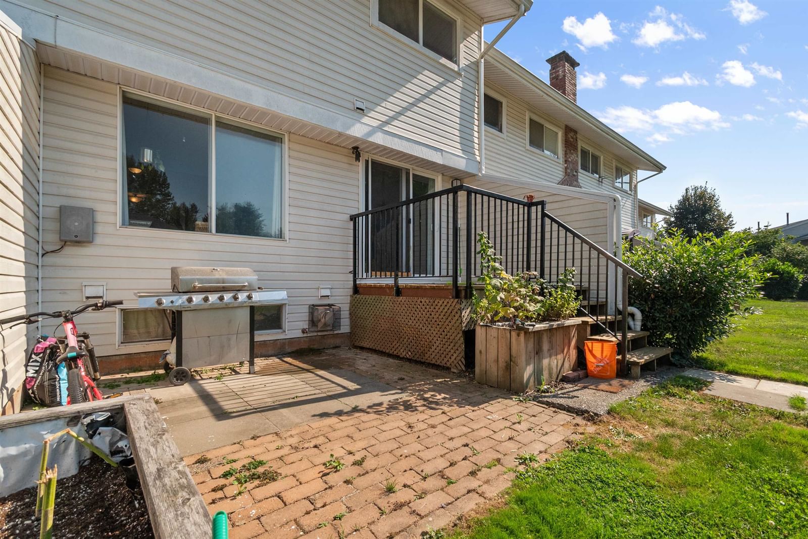 Listing Image 25