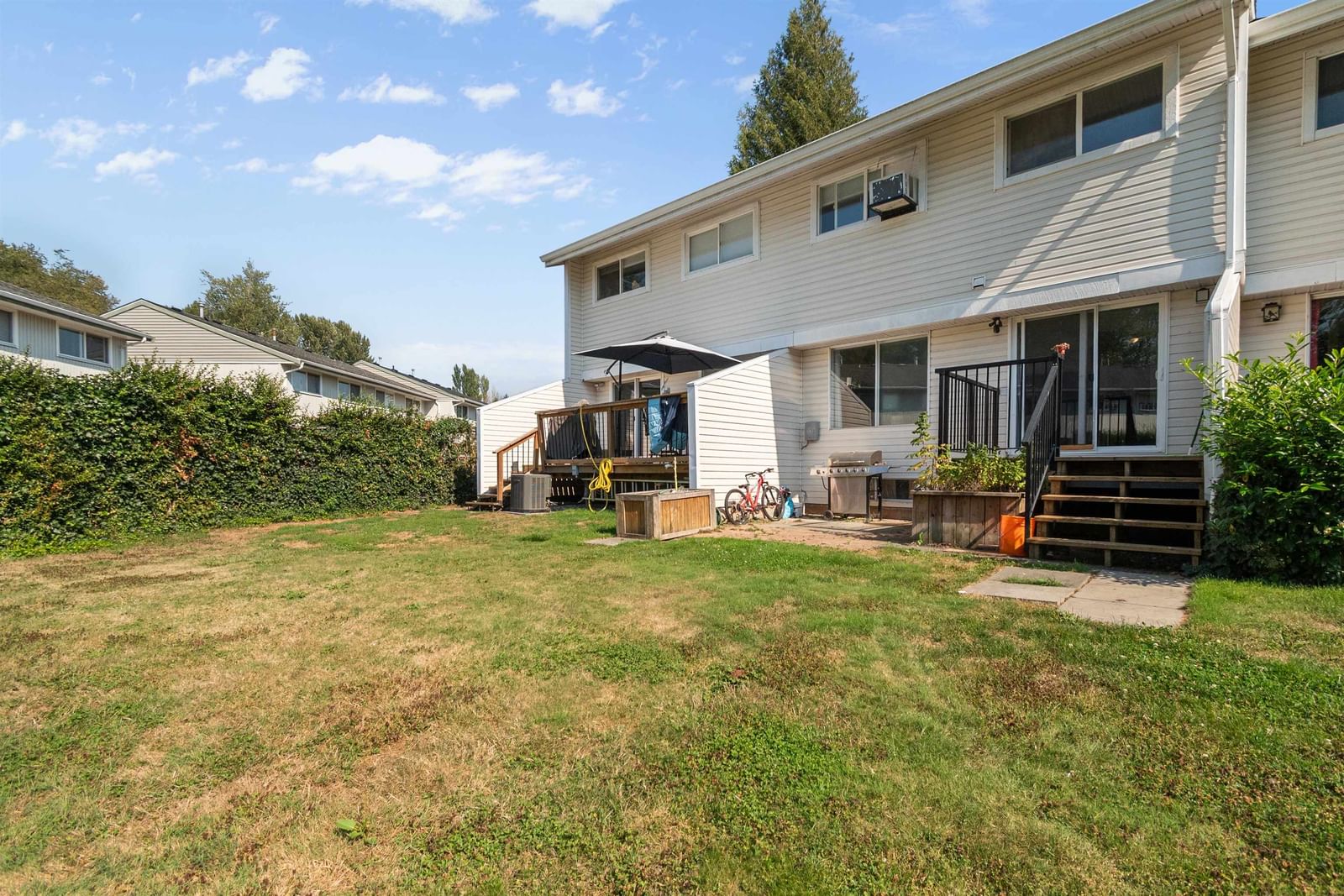 Listing Image 28