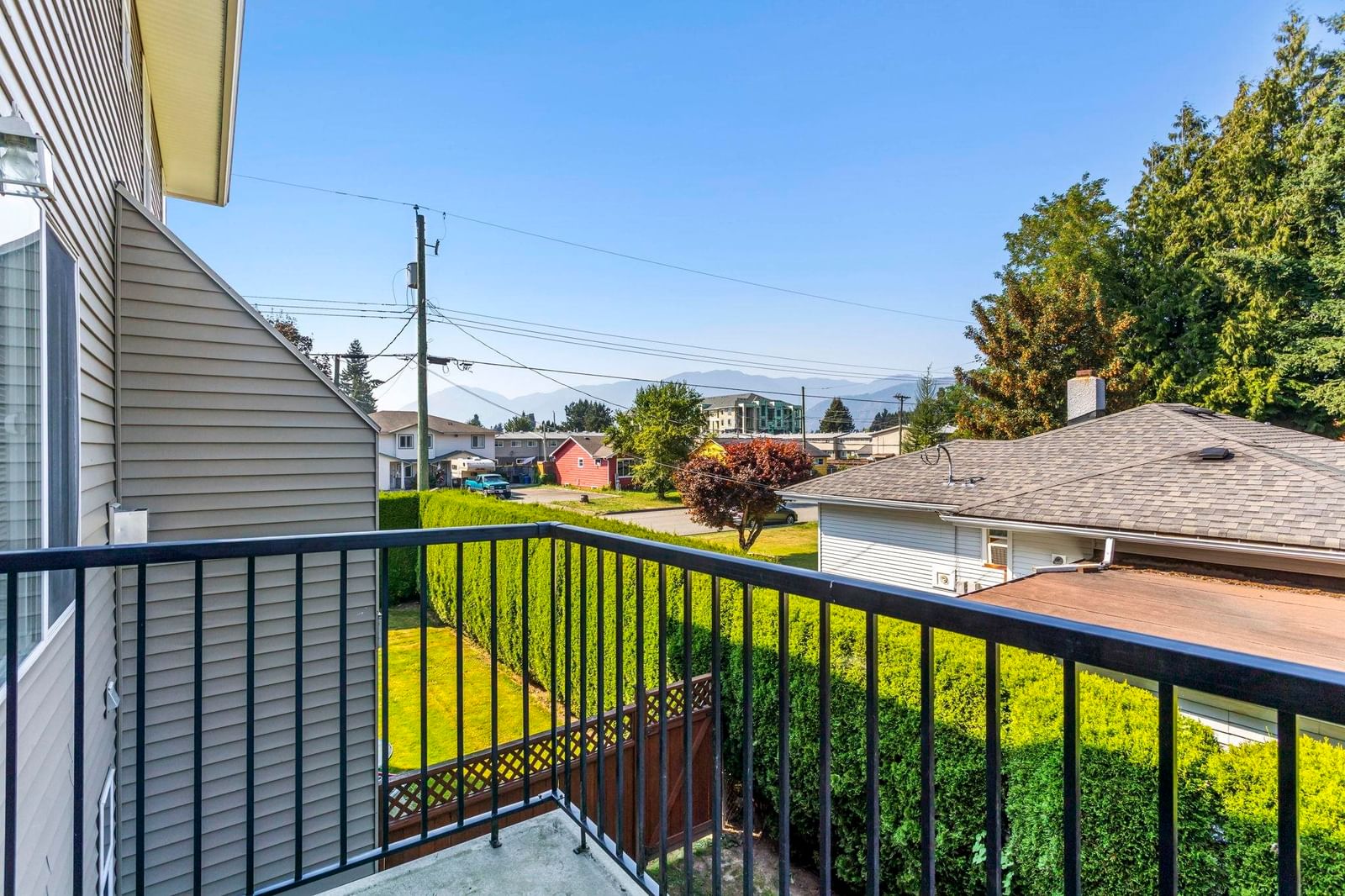 Listing Image 10