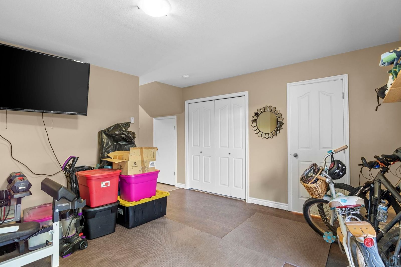 Listing Image 27