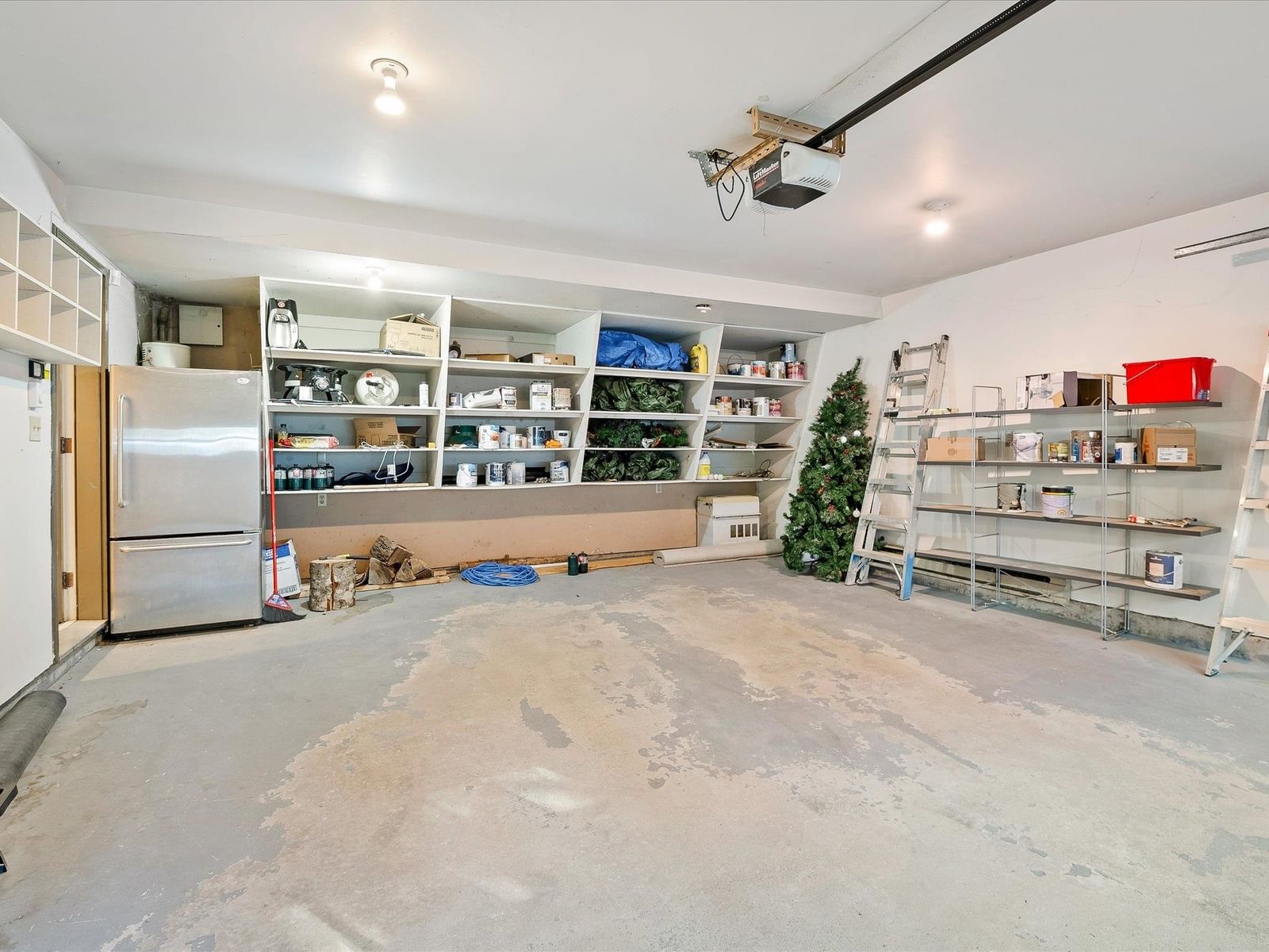 Listing Image 33