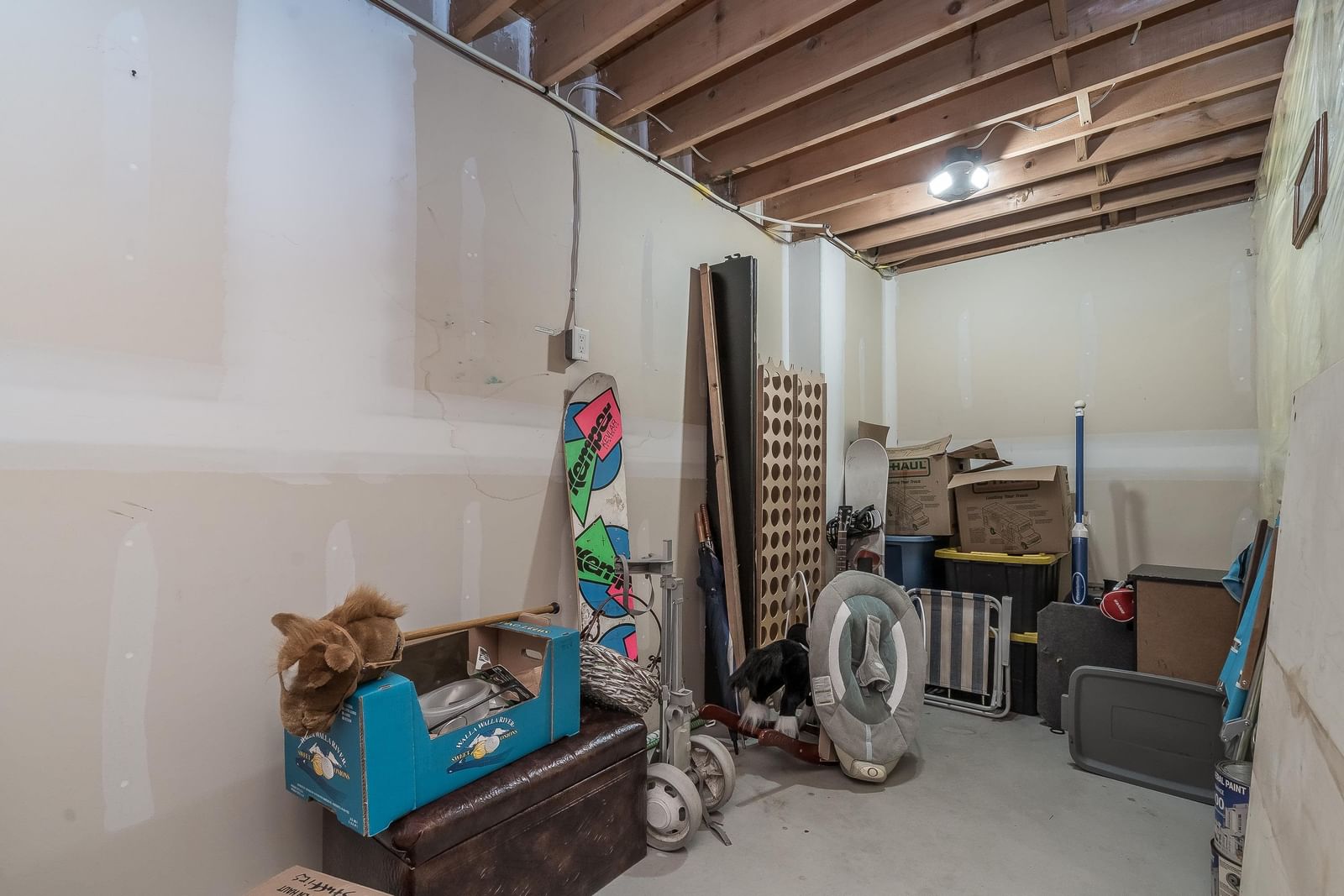 Listing Image 32