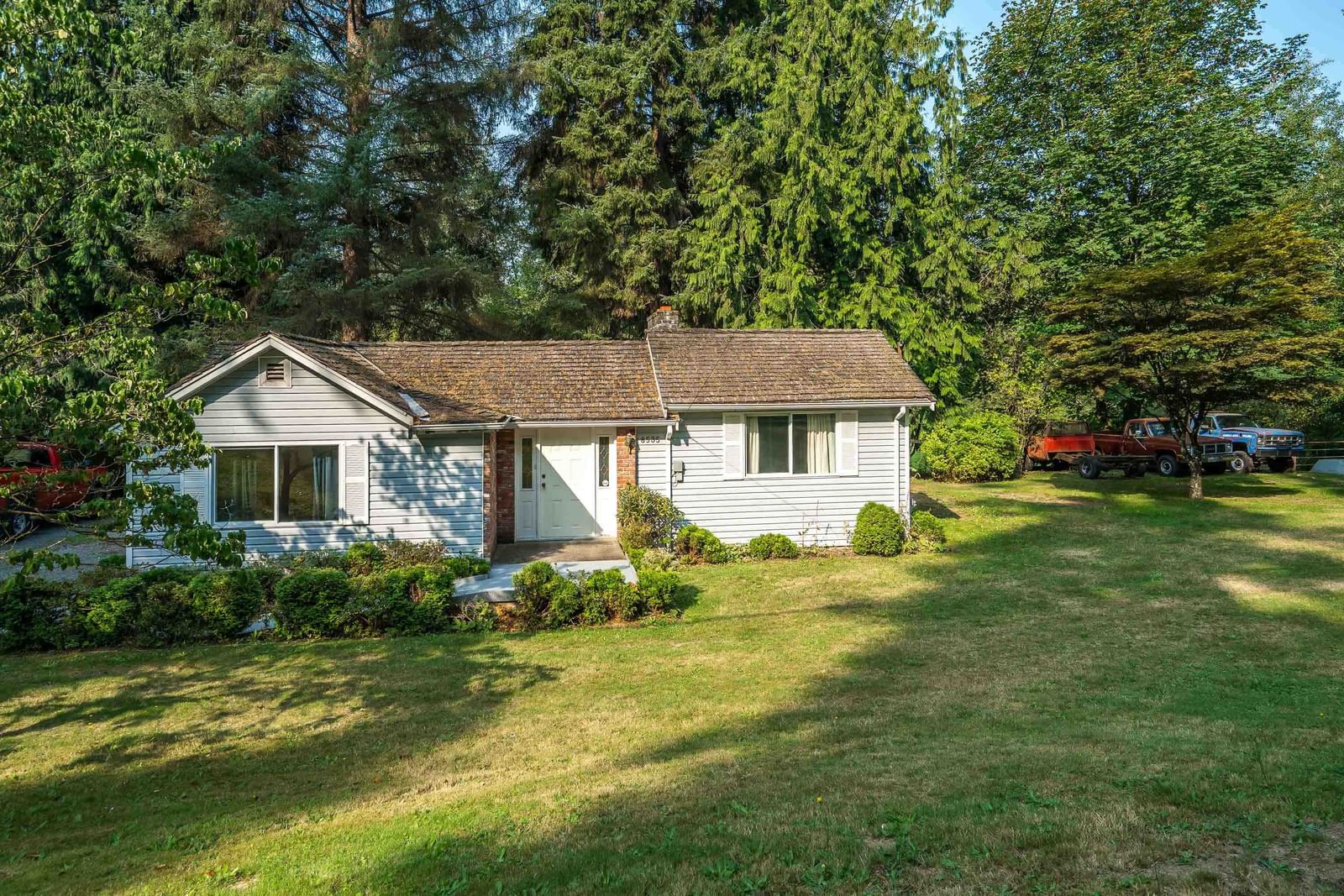 Listing Image 8