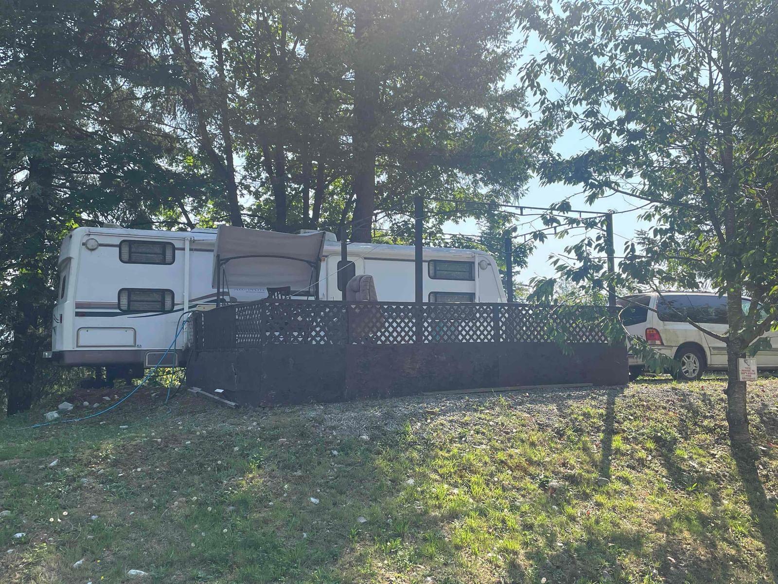 Listing Image 11