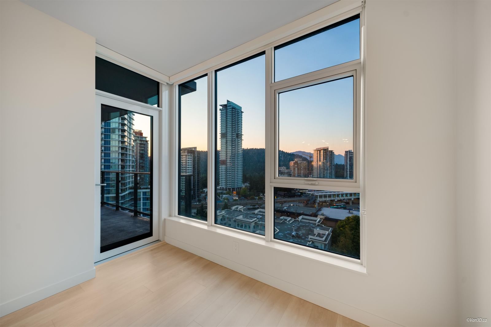 Listing Image 25