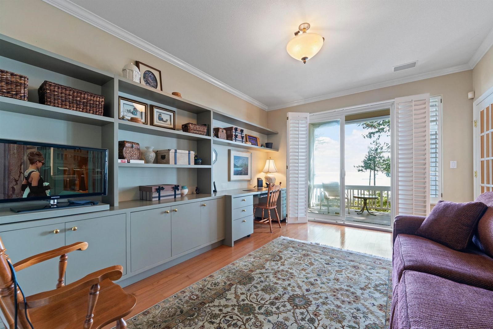 Listing Image 12