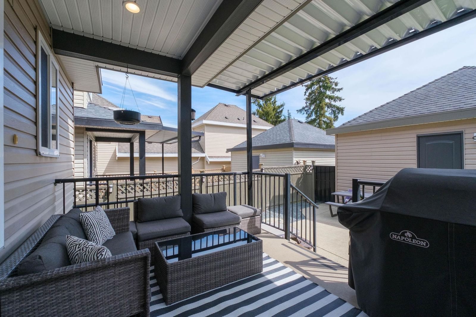 Listing Image 15