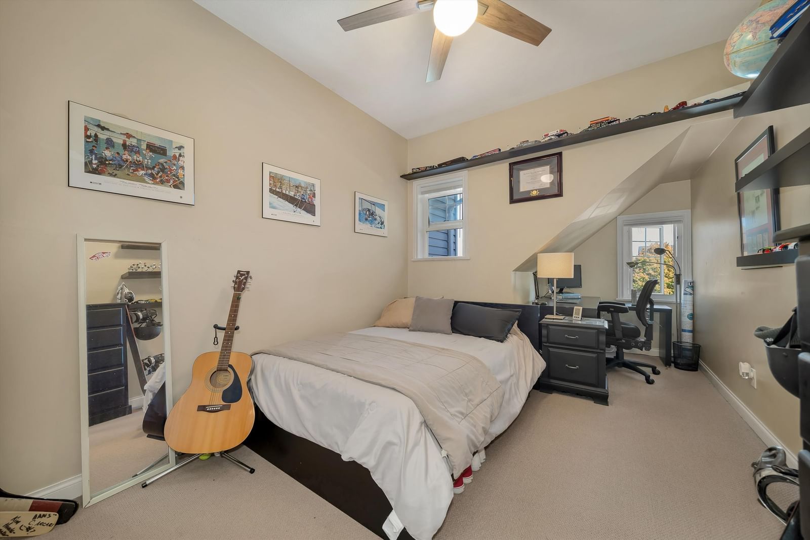 Listing Image 16