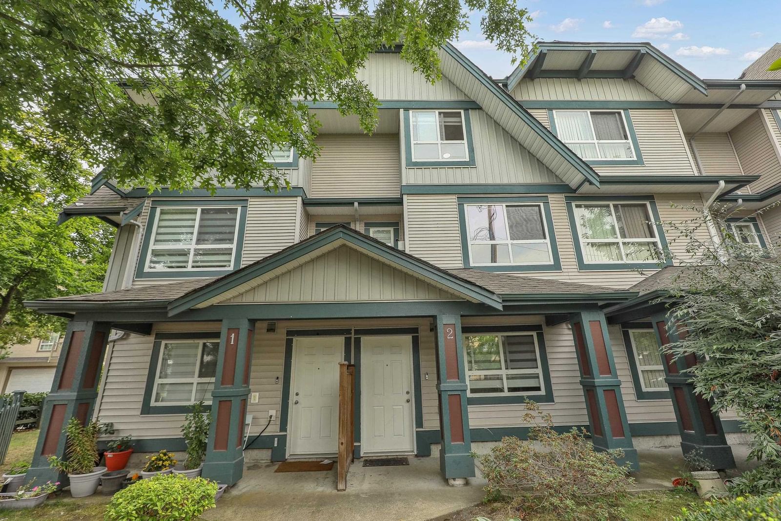 Listing Image 3