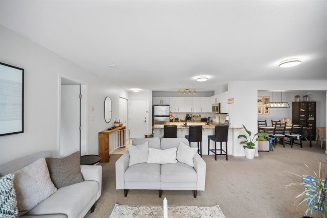 304 - 11665 Haney Bypass