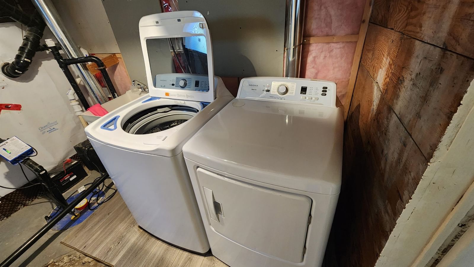 Listing Image 12