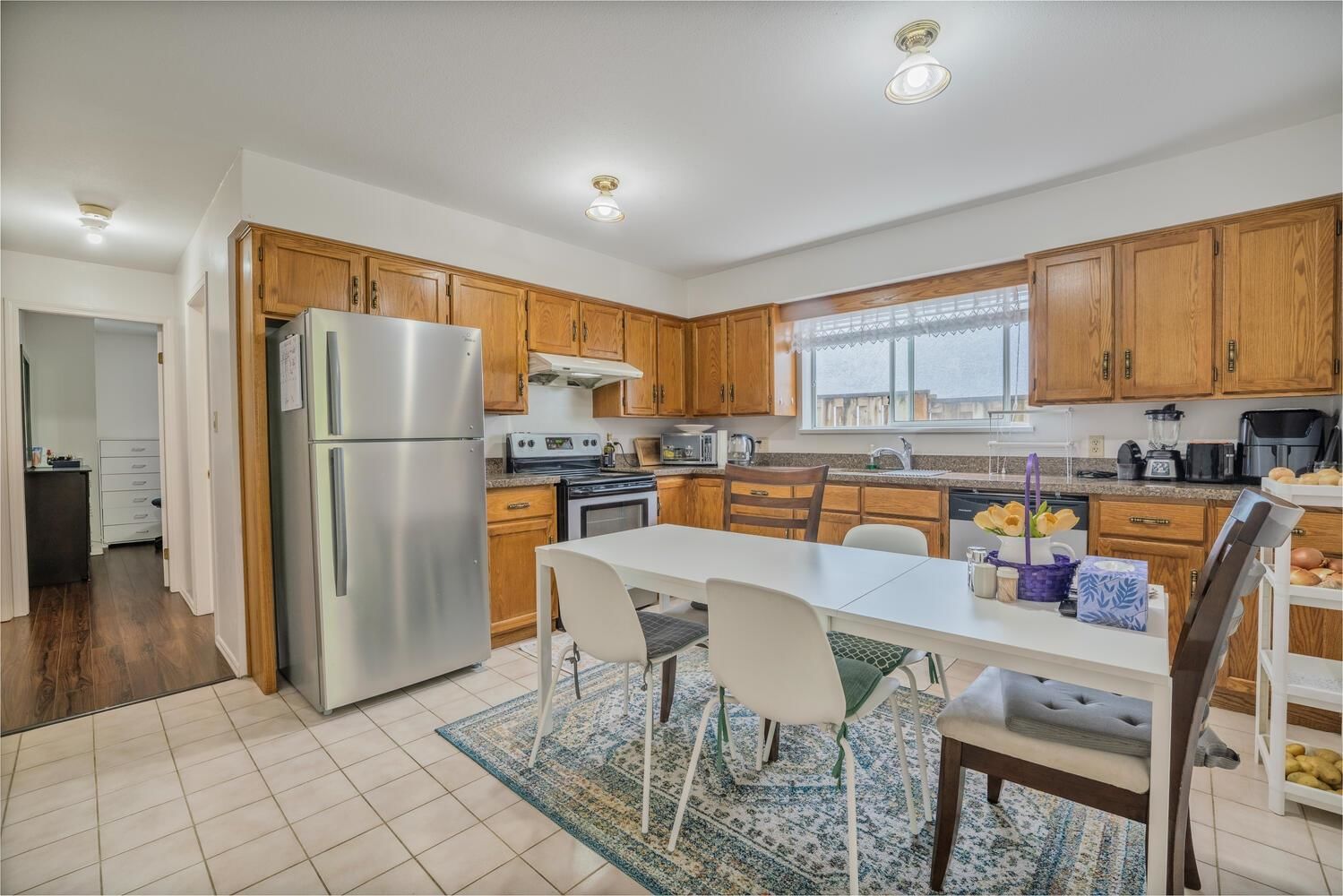 Listing Image 16