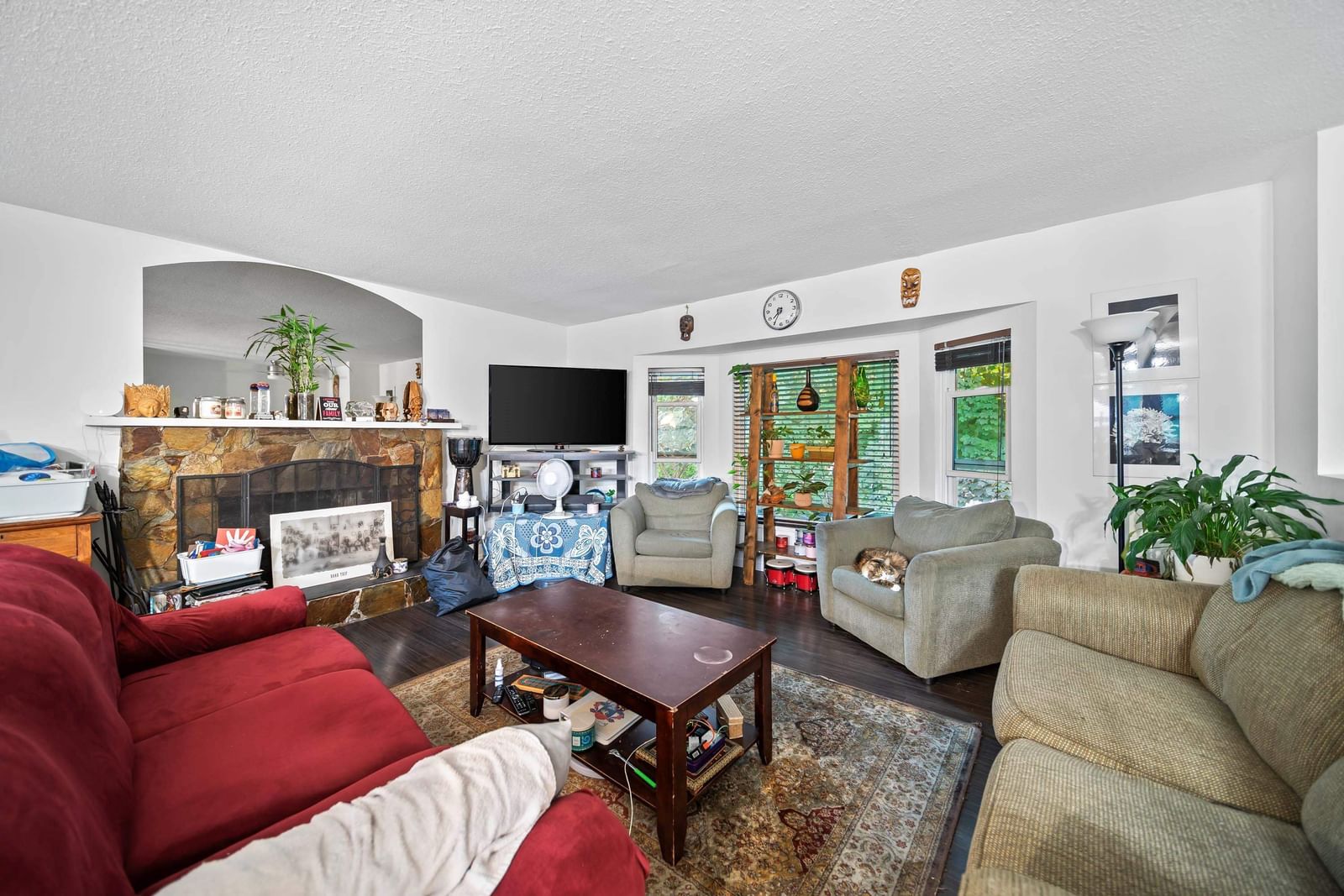 Listing Image 8