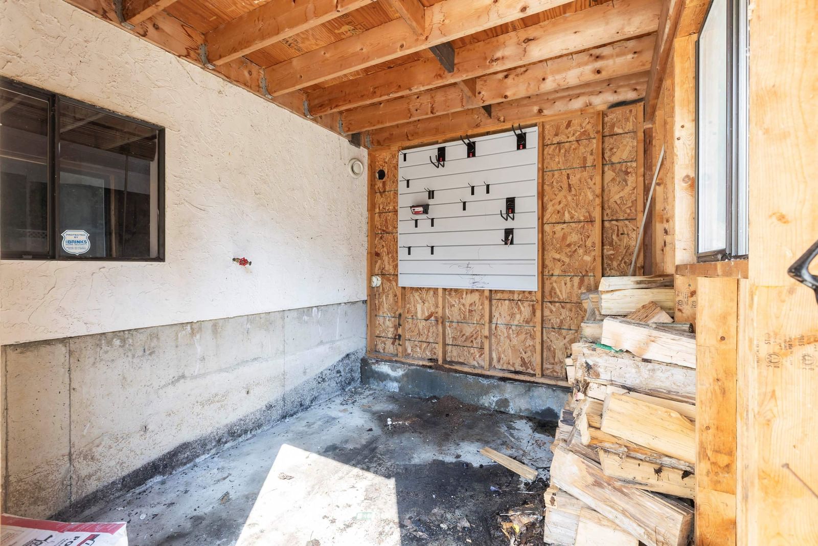 Listing Image 23