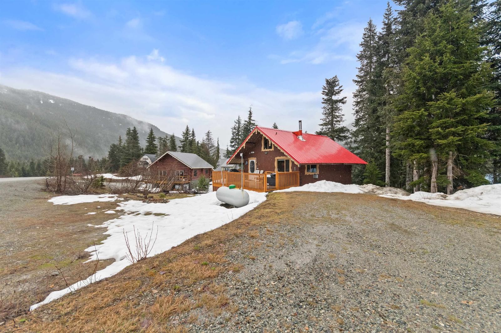 Listing Image 4