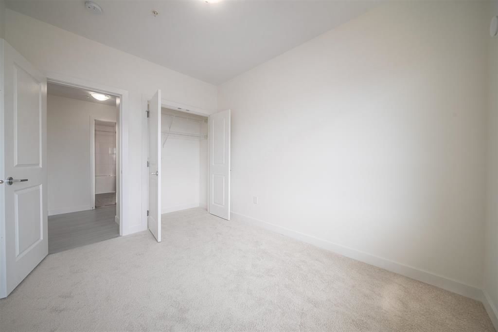 Listing Image 28
