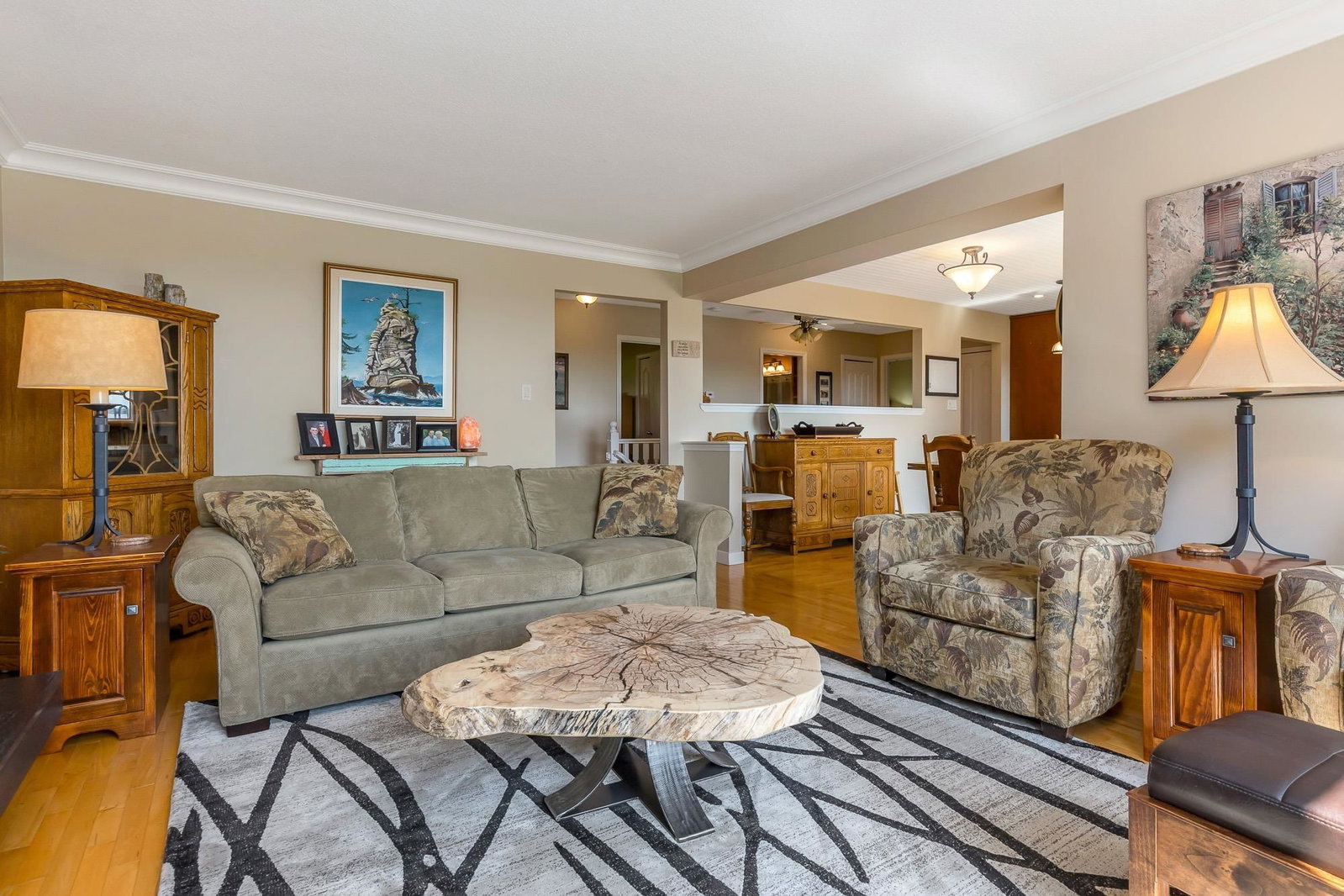 Listing Image 16