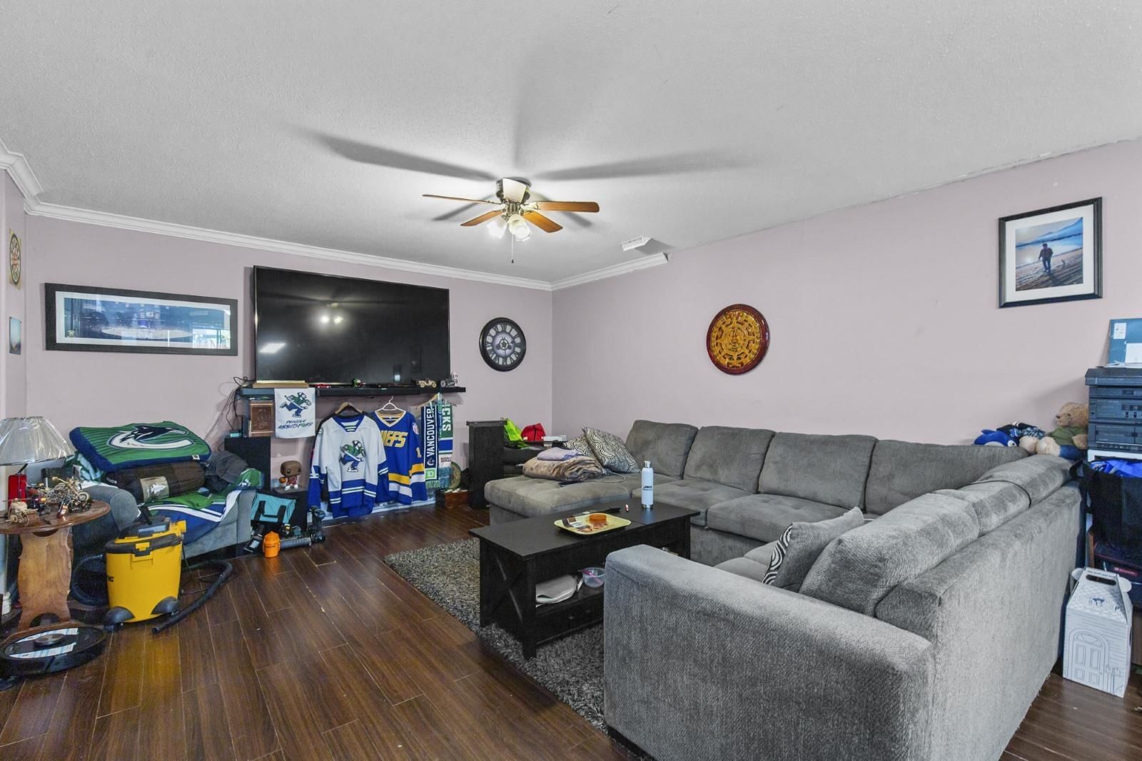 Listing Image 24
