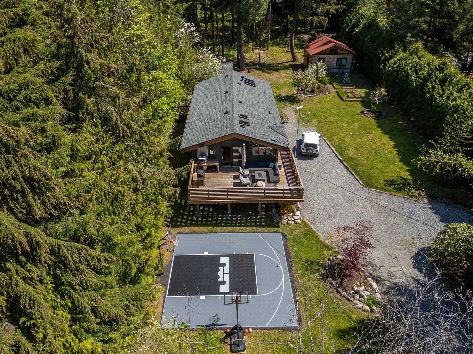 Listing Image 38