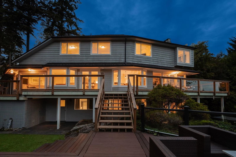 3714 Southridge Place, West Vancouver, V7V 3H8 | Image 2