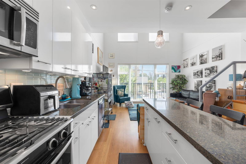 5 - 3993 Chatham Street, Richmond, V7E 2Z6 | Image 3