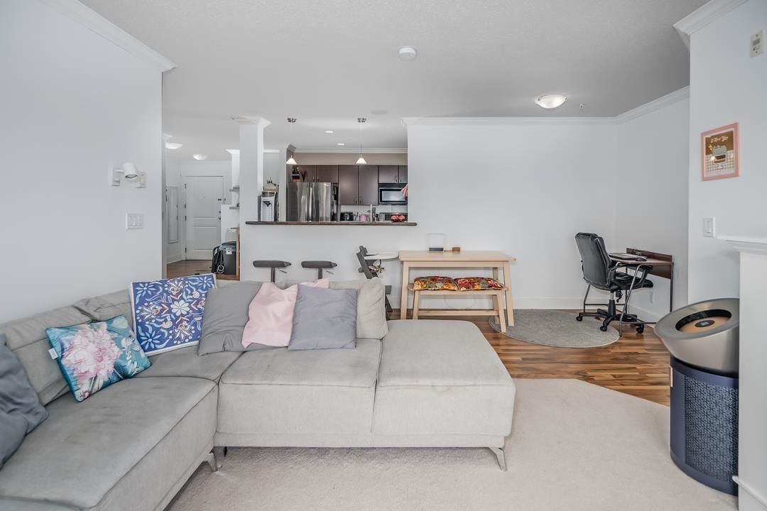 Listing Image 18